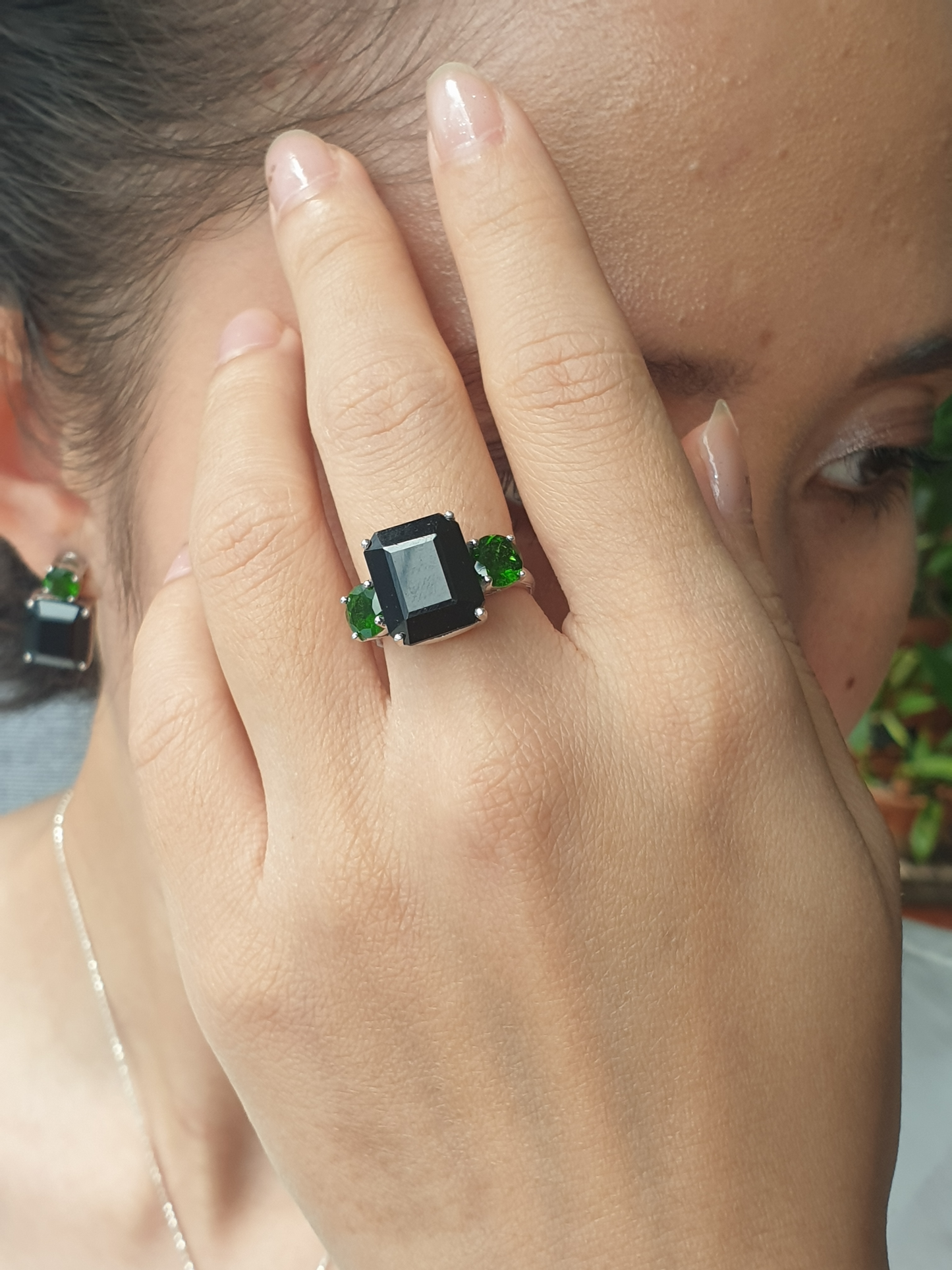 Natural Onyx with Diopside Ring