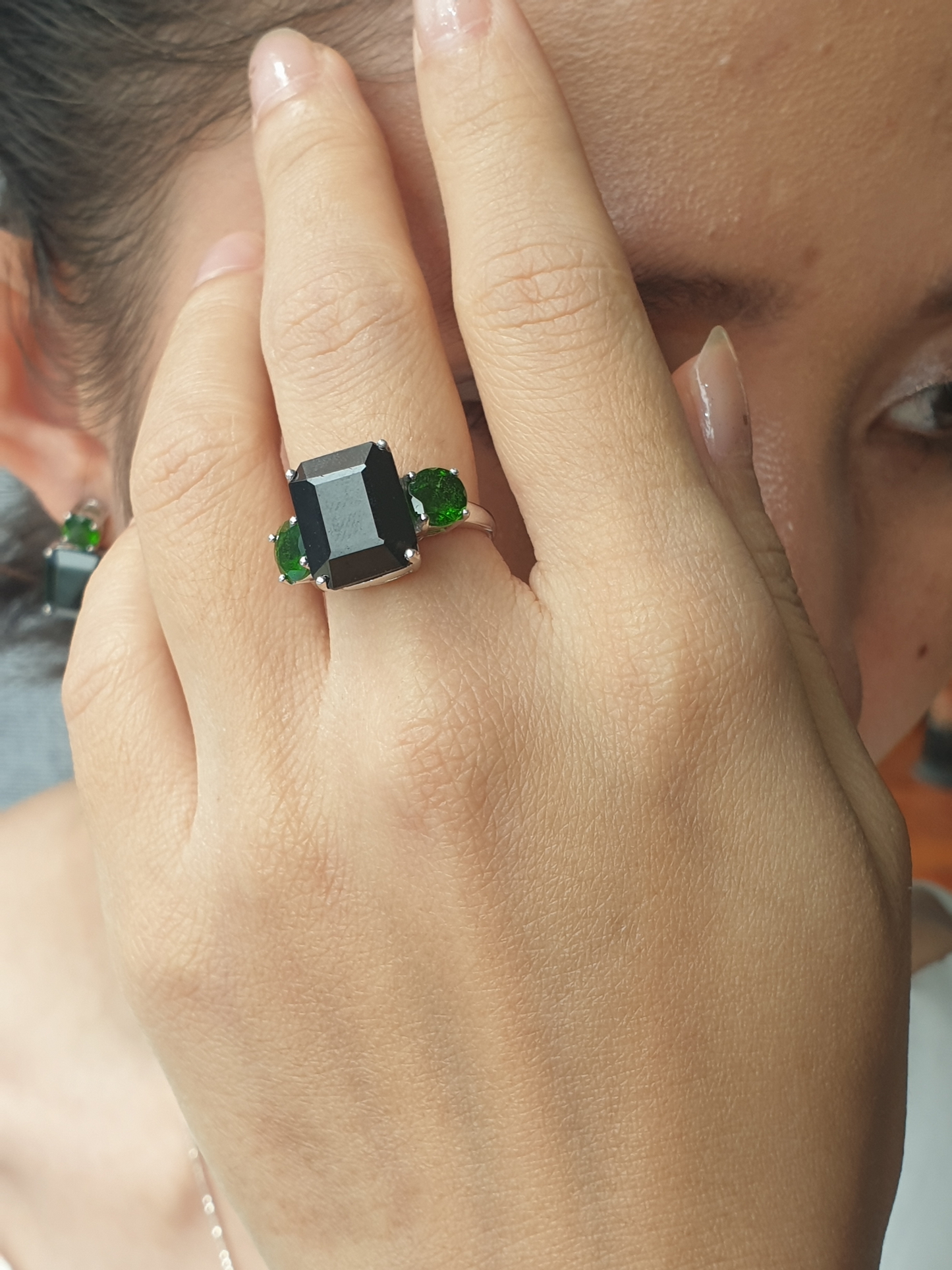 Natural Onyx with Diopside Ring