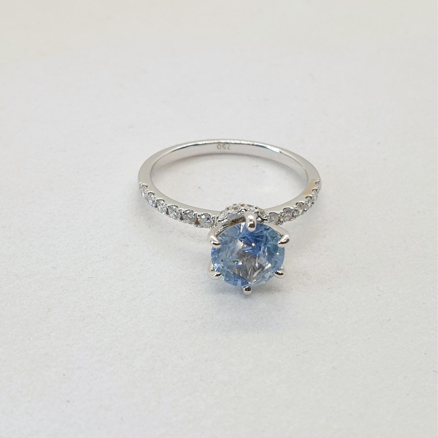 Natural Sapphire with Diamond Ring