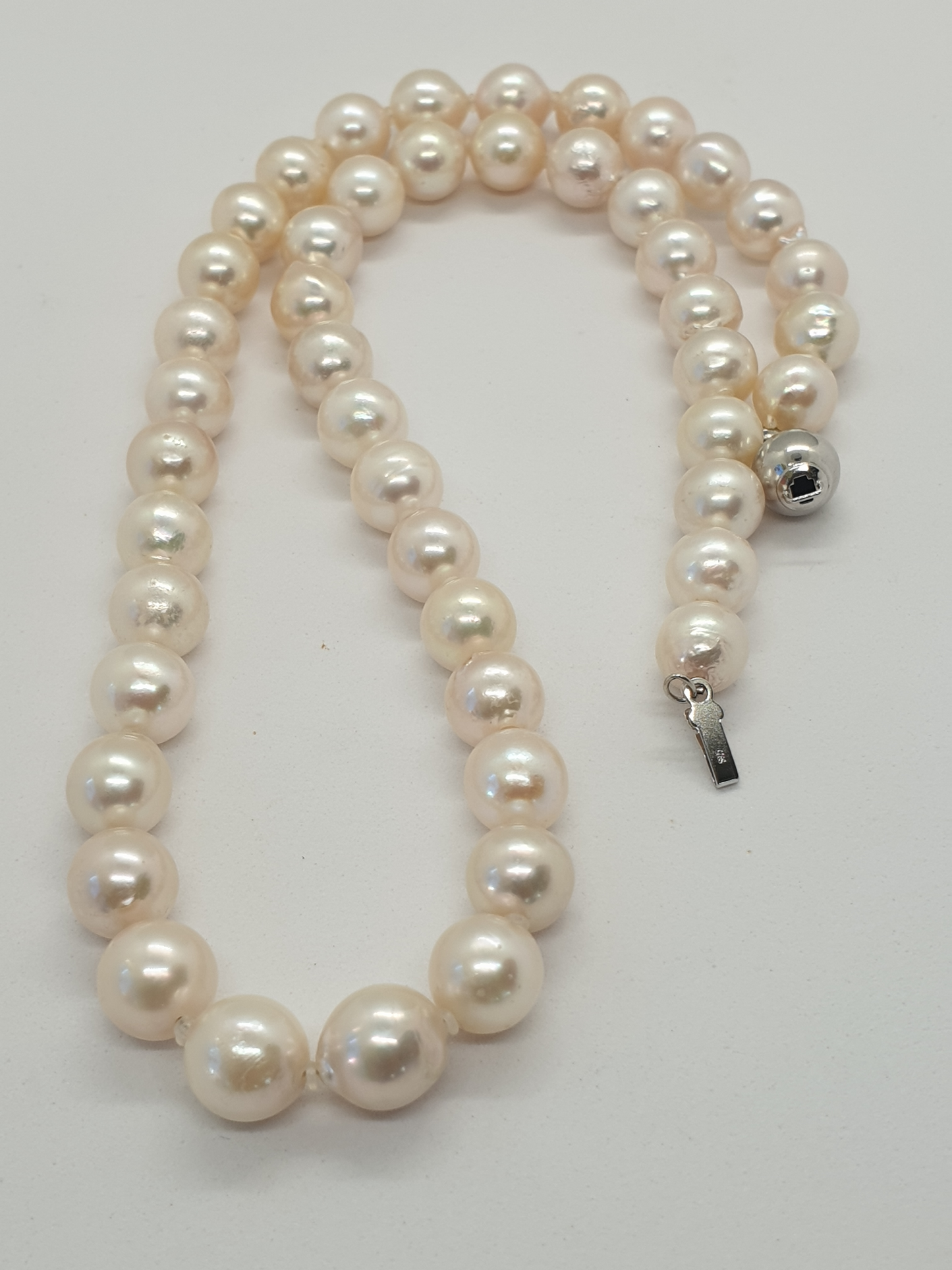 Natural Akoya Pearl Necklace