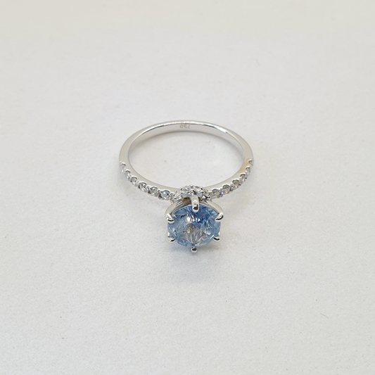 Natural Sapphire with Diamond Ring