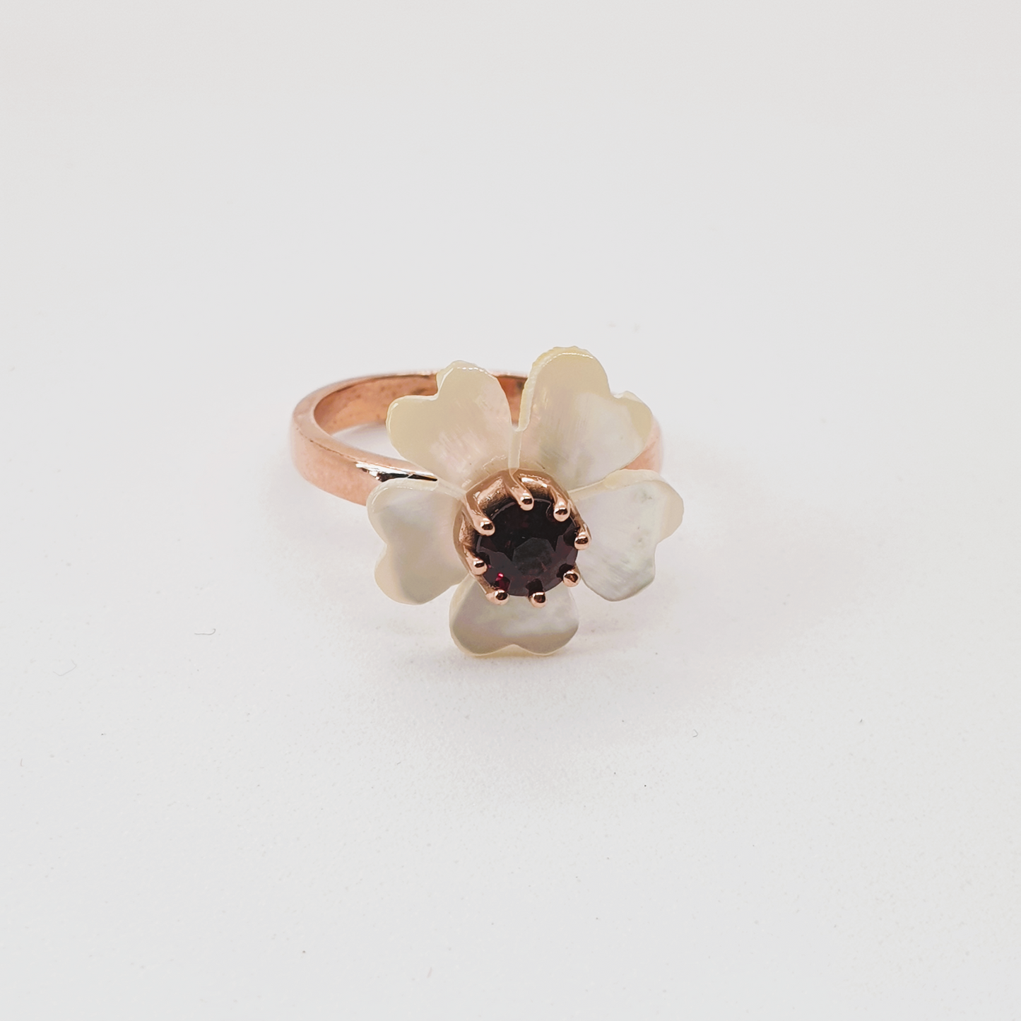 Natural Garnet and Mother of Pearl Ring