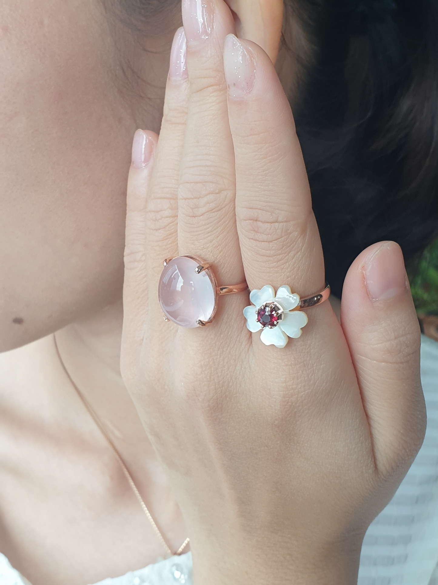 Natural Garnet and Mother of Pearl Ring