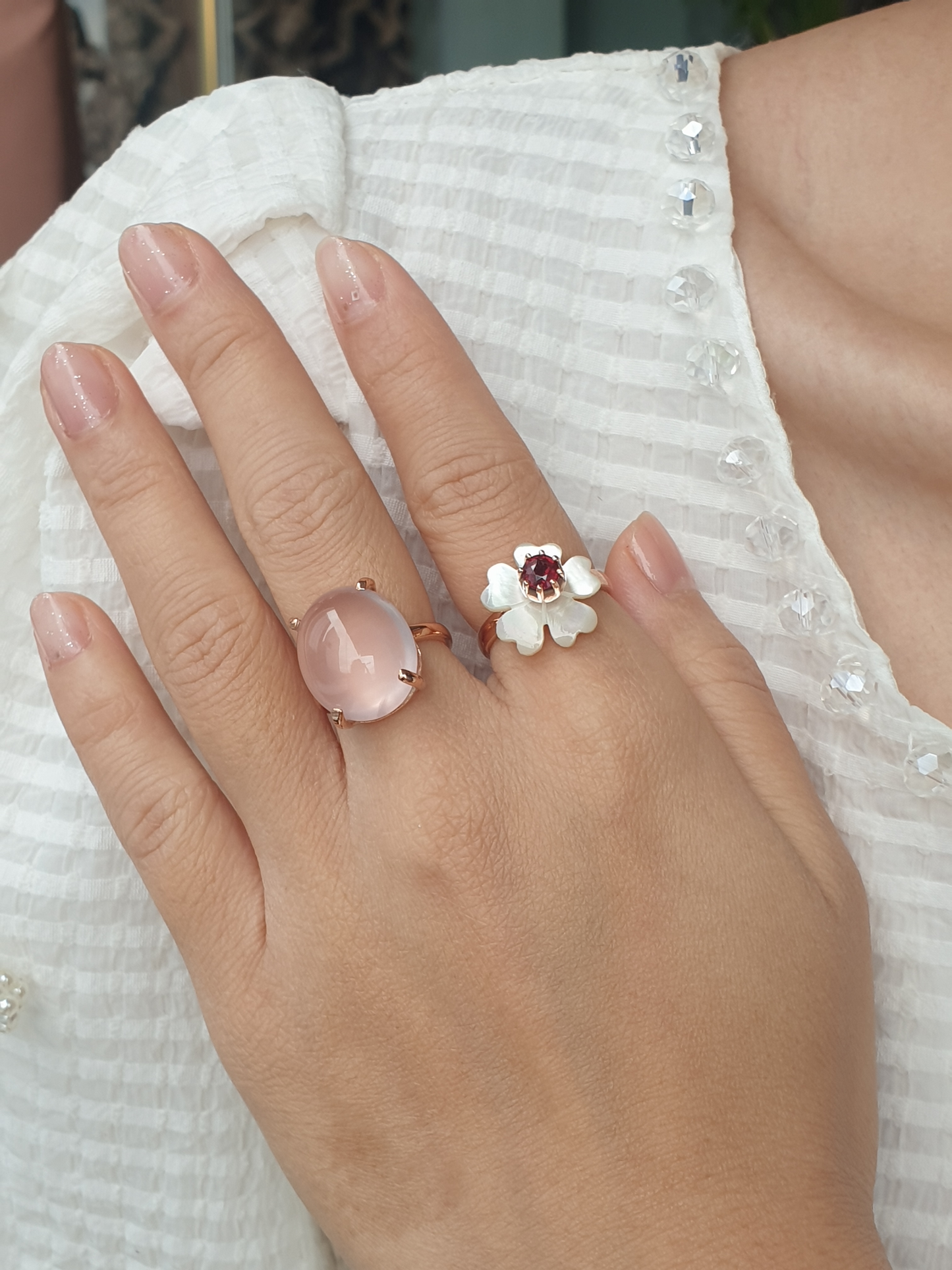 Natural Garnet and Mother of Pearl Ring
